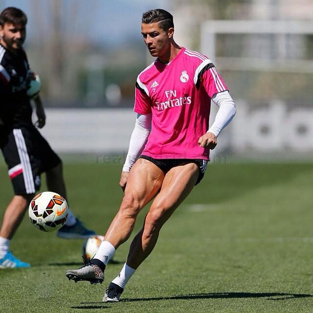 Ronaldo'nun vücudu hakkında ne düşnüyorsunuz?