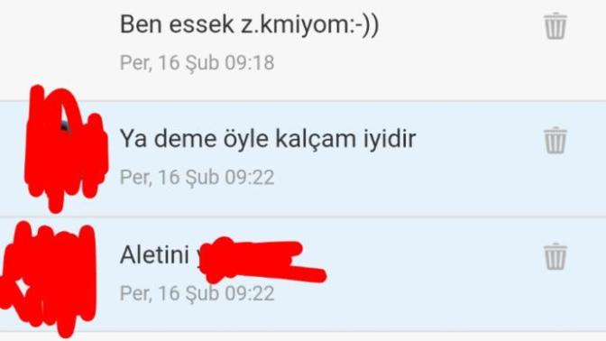 Ks de 22 bin kız engelledim artik erkekler mesaj atıyor. Hiç mi pembeli olmayacak ozelimde? Yazık değil mi bana?
