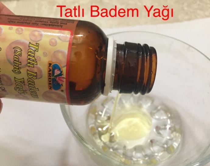 Bugün pazar ve benim saç bakım günüm, yaptığım yağlı karışımı siz de saçınıza uygulamak ister misiniz?