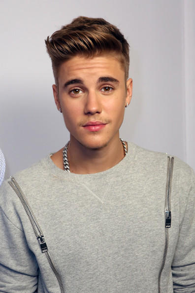 Sizce justin bieber neden bu hale geldi?