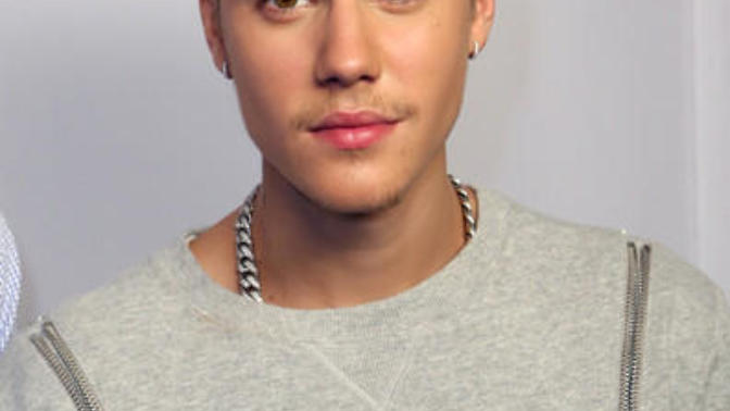 Sizce justin bieber neden bu hale geldi?