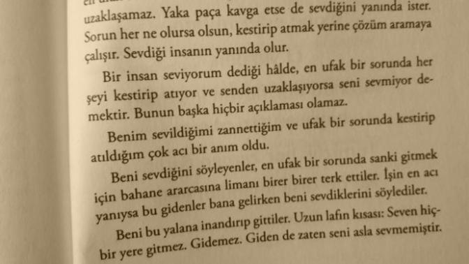 "Sensiz nefes alamam." deyip, herkese oksijen olan kişiler sizin de midenizi bulandırmıyor mu?
