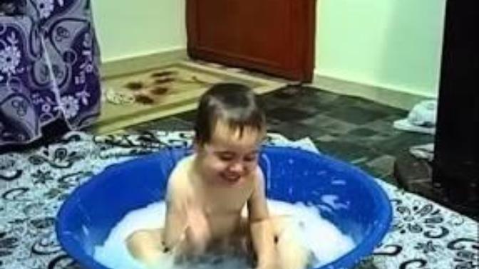 Leğende banyo yapmayan var mı?