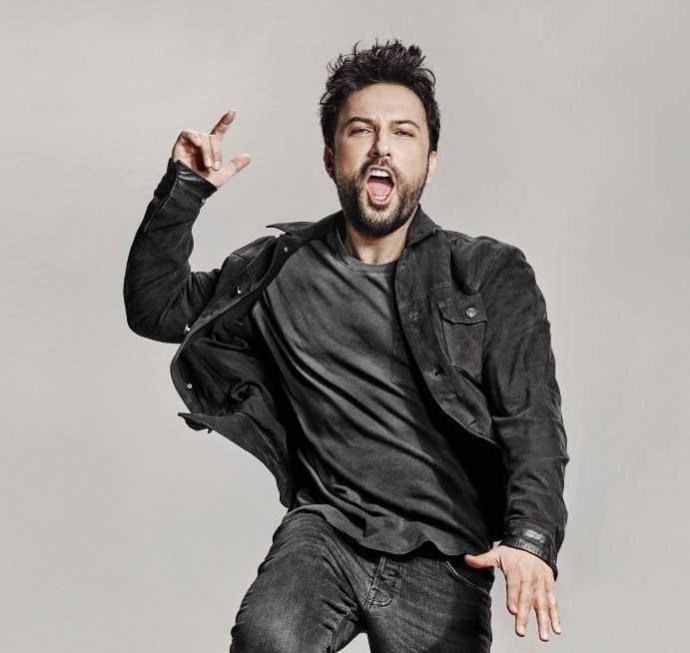 Kızlar kim sizce? Adam mı, Faydee mi, Enrique mi, Tarkan mı, Dalkılıç mı, Boz mu??
