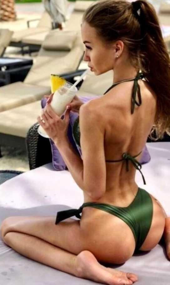 Kurbağa oturuşu yapmak bacakların çarpık olmasına sebep olur mu?