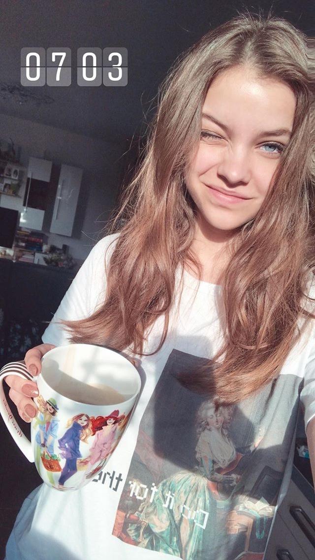 Sizce en güzeli hangisi? Gigi Hadid mi, Barbara Palvin mi?