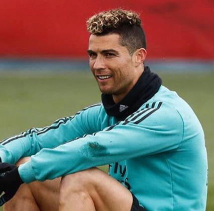 Ronaldonun bu saç modeli nasıl yapılır? - KizlarSoruyor