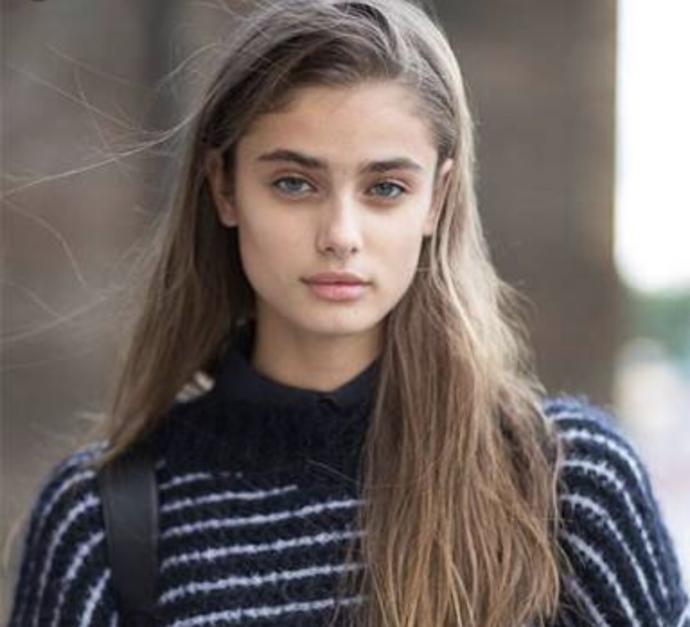 Model Taylor Hill sizce güzel mi?