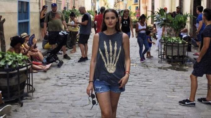 Fahriye evcenin boyu kac sizce?