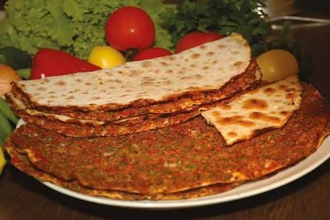 Kokoreç mi? Lahmacun mu?
