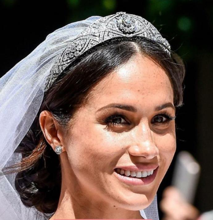 Meghan Markle'ın gelinliğini ve makyajını nasıl buldunuz?
