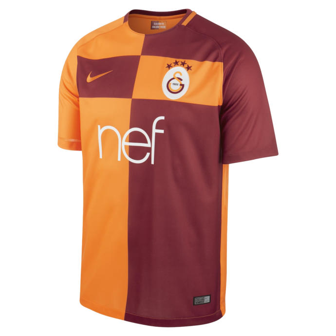 Galatasaray'ın ''sarı-kırmızı'' renklerinin tonu neden zaman içinde değişti? Sizce hangi versiyonu daha iyi?