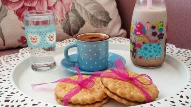Evlenince ben de yeni gelin sunumları yapmalı mıyım? Sizce bu sunumları yapmayan gelinleri dışlıyorlar mı?