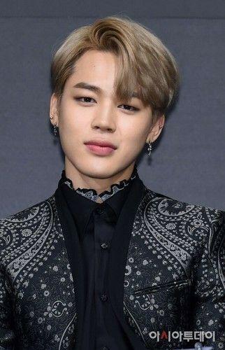 HANGİ BTS ÜYESİ DAHA YAKIŞIKLIII?