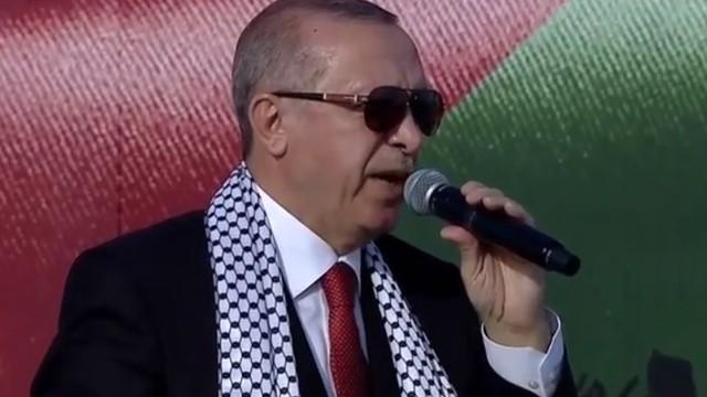 Cumhurbaşkanı Erdoğan'ın sizce kaç tane güneş gözlüğü vardır?