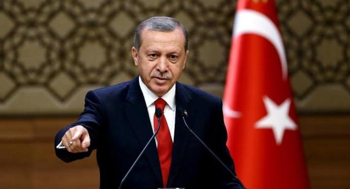 Dünyada Cumhurbaşkanımız Recep Tayyip Erdoğan kadar akıllı ve karizmatik başka bir Lider varmırmıdır?