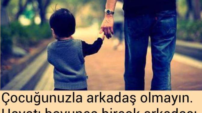 Anne/baba çocuğuyla arkadaş mı yoksa ebeveyn mi olmalı?