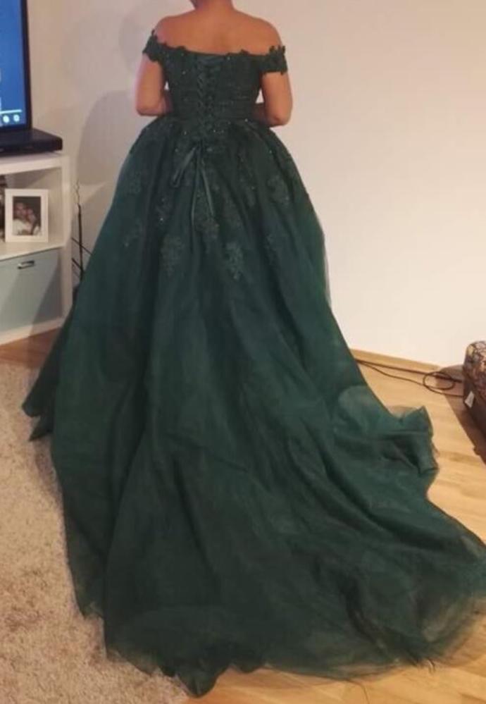 Bu elbise kilolu birine yakışır mı?
