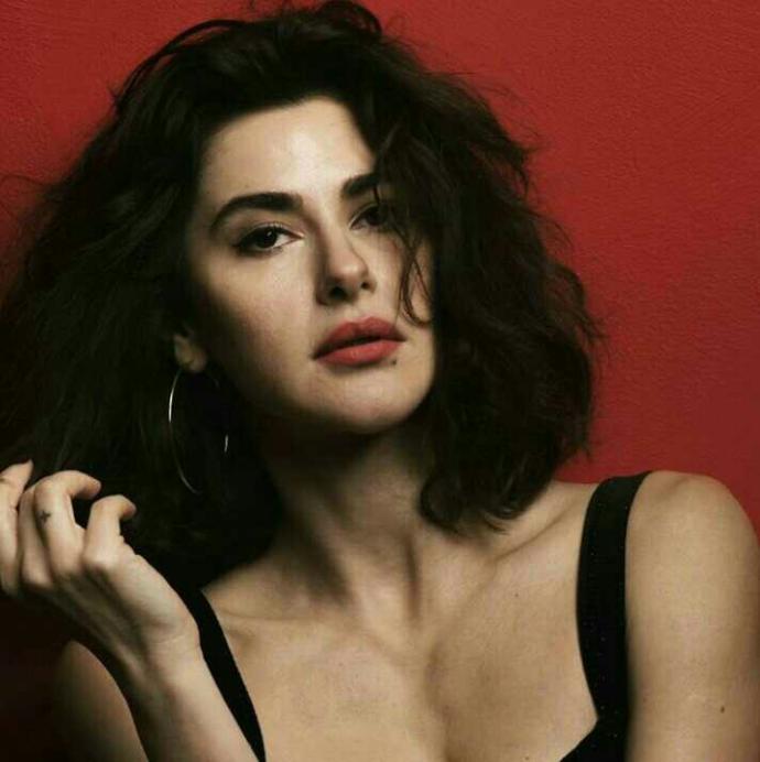 Nesrin cavadzade güzel mi?