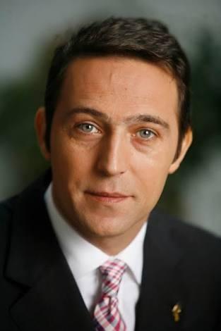 Ali Koç yakışıklı sayılır mı?