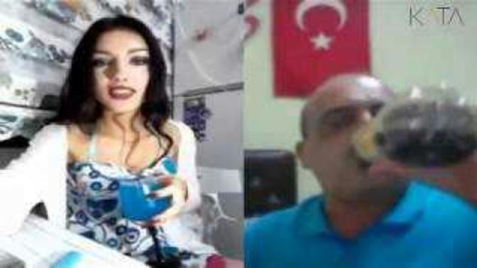 Bu kadın kim bilen varmı?