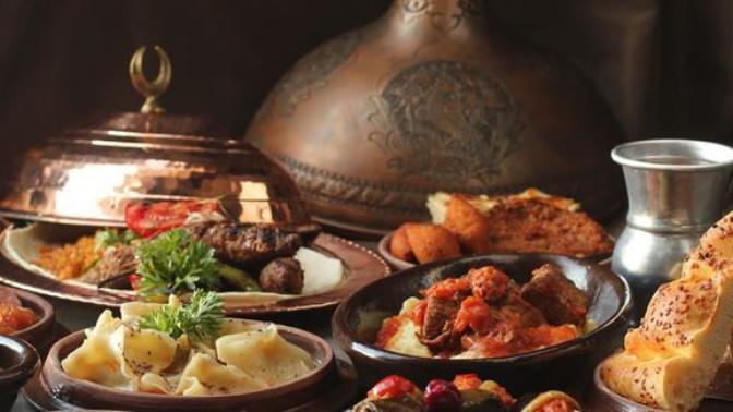 Ramazan'da pahalı iftar menülerine verilecek parayla daha iyi ne yapılabilir?