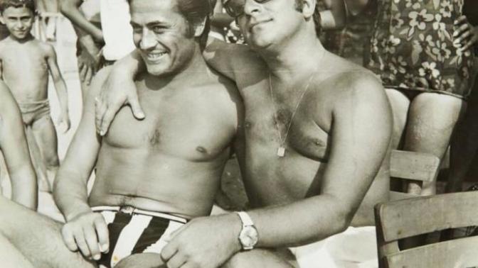 Zeki Müren ile Cüneyt Arkın'ın İlginç Fotoğrafını Nasıl Buldunuz?