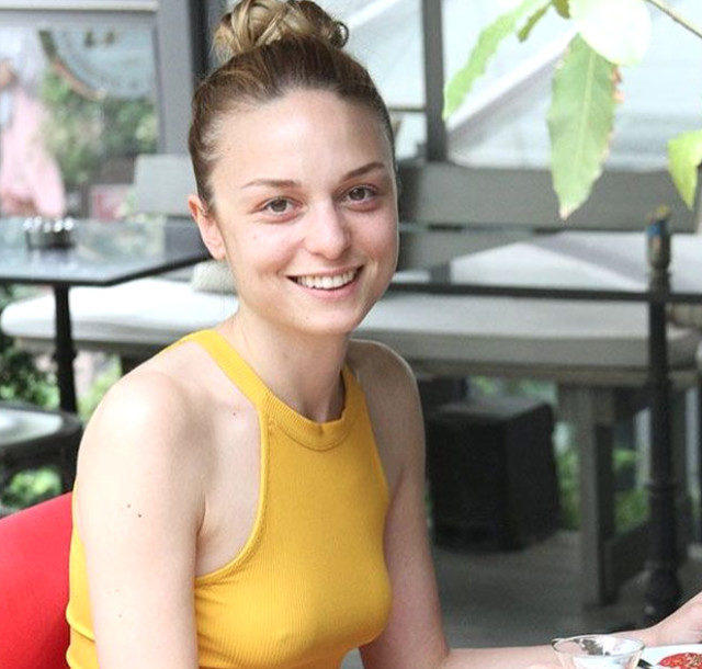 "Makyajsız selfie" akımında hangi ünlü makyajsız daha güzel?