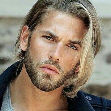 Ben Dahlhaus varken Burak Özçivit yakışıklı sayılır mı?