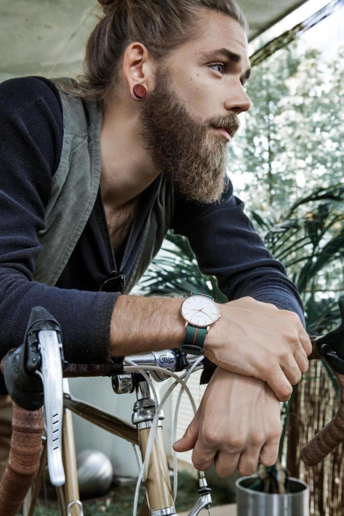 Ben Dahlhaus varken Burak Özçivit yakışıklı sayılır mı?