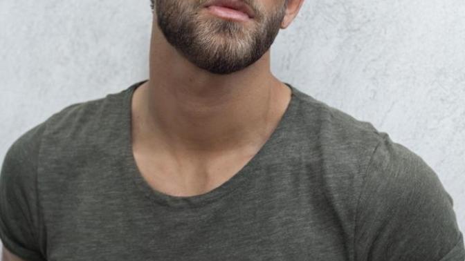 Ben Dahlhaus varken Burak Özçivit yakışıklı sayılır mı?