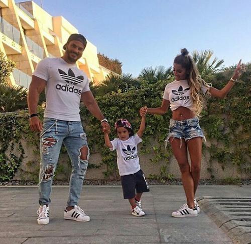 Adidas giyen kız keko mudur?