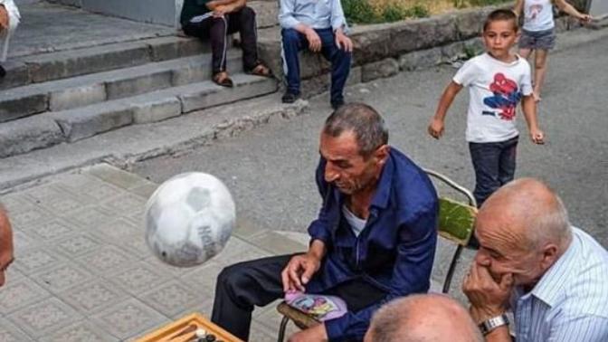 Fotoya bakarak saniyeler sonra neler olacağını tahmin edebilir misin😂?