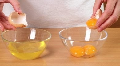 Blendersiz yumurta akı nasıl köpürtülür?