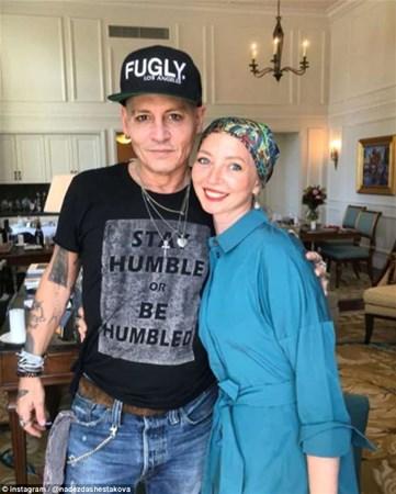 Yakışıklılık konusunda yarışsalar Johnny Depp'mi kazanır Brad Pitt'mi?
