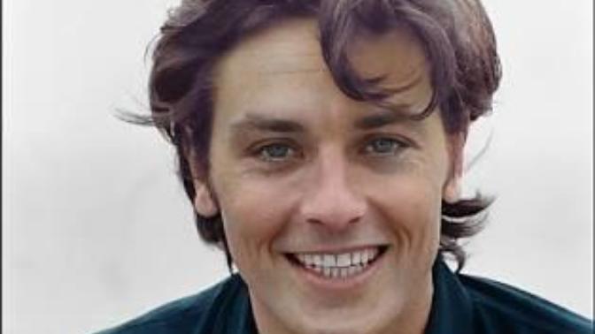 Dünyada alain delon’dan daha yakısıklısı varmı?