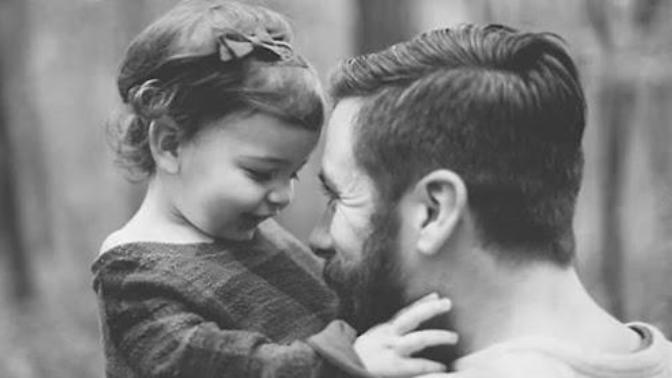 Babalarına benzeyen kız çocukları daha tatlı değil mi?