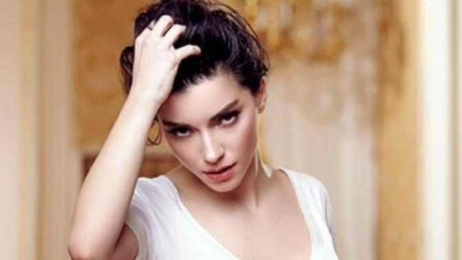 Merve Boluğur, kötü anılarını hafızasından sildiriyor. Sizin de böyle bir tedaviye ihtiyacınız var mı?