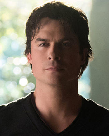 Kızlar, Ian Somerhalder Mi Theo James Mi? Hangisi Daha Yakışıklı?