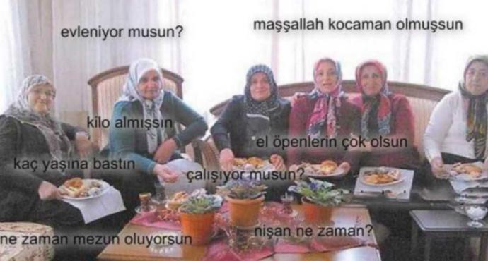 Bayramda teyzelerin,