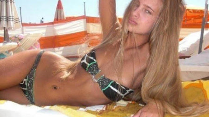 Çok zayıf bir kızla sevgili olur musunuz? Fotoğraf koydum?