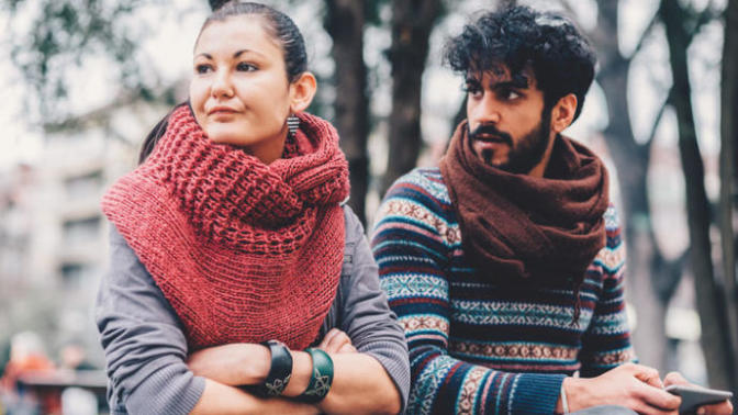 Karşı cinse trip atmak için kadınların mı daha çok nedeni var, erkeklerin mi?