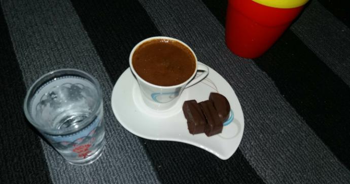 Kimin ellerinden köpüklü bir kahve içmek isterdiniz?