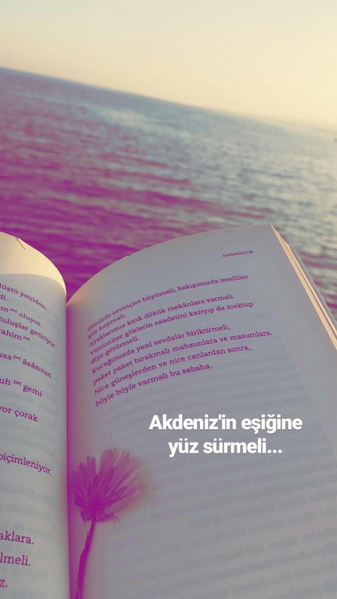Kitaplarınızın arasında sakladığınız bir şey var mı?