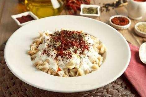Bir kişinin hamarat kelimesini hak etmesi için hangi yemekleri bilmesi gerekir?