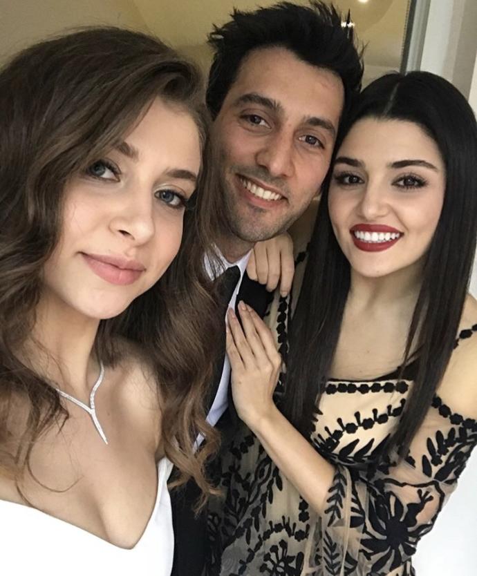 Hande Erçel mi ablası Gamze Erçel mi daha güzel?