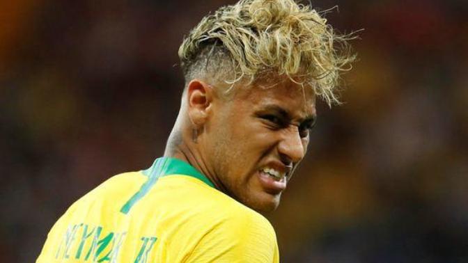 Neymar'ın saç stili alay konusu oldu! Siz, Neymar'ın saçını nasıl buldunuz?