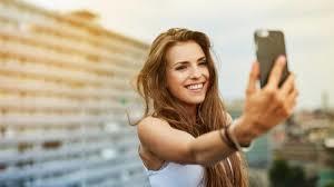 Bugün hem Dünya Selfie Günü hem de Yaz Gündönümü. Bu özel günde bol bol fotoğraf çekecek misiniz?