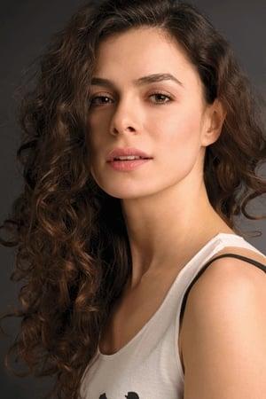 Özge Özpirinçci gibi güzel bir kız varken Engin düzyatan neden bu gulyabani tipli kadınla evlendi anlam veren var mı?