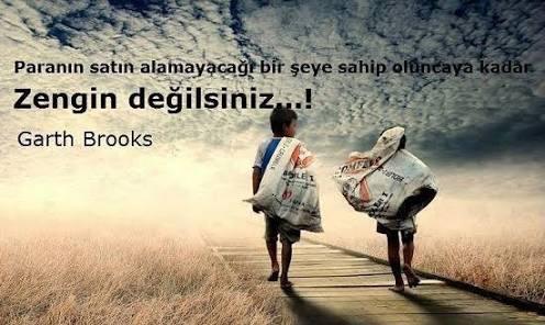 Mutlu olmak dediğimiz şey kendini kandırmaktan mı ibaret sizce?